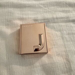 Jaclyn cosmetics highlight